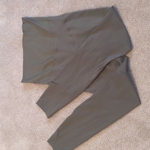 Nike Maternity High-waisted leggings - size Small